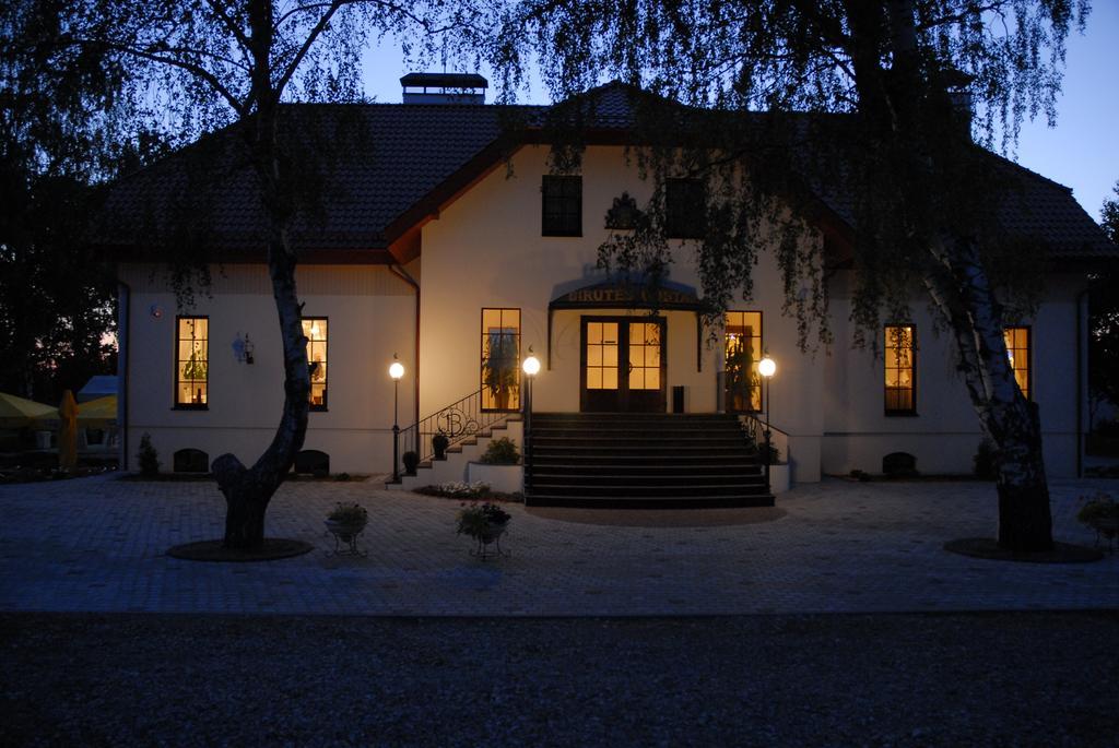Guest House Birutes Uostas Šventoji Kültér fotó